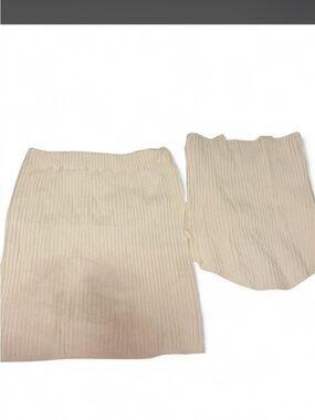 Ribbed Knit Beige Women’s Skirt